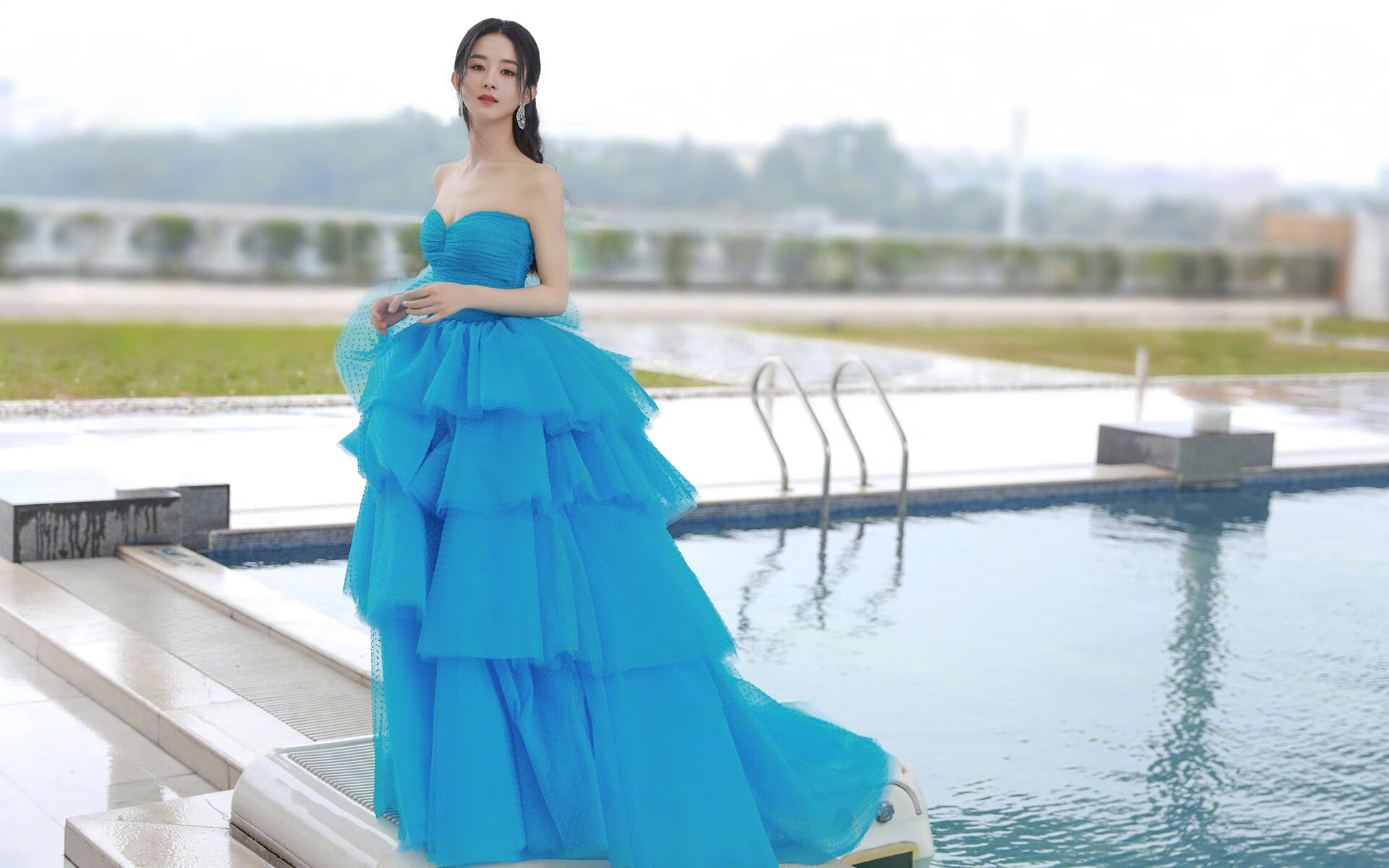 曼联队内气氛轻松主帅满意进展，曼联主帅人选