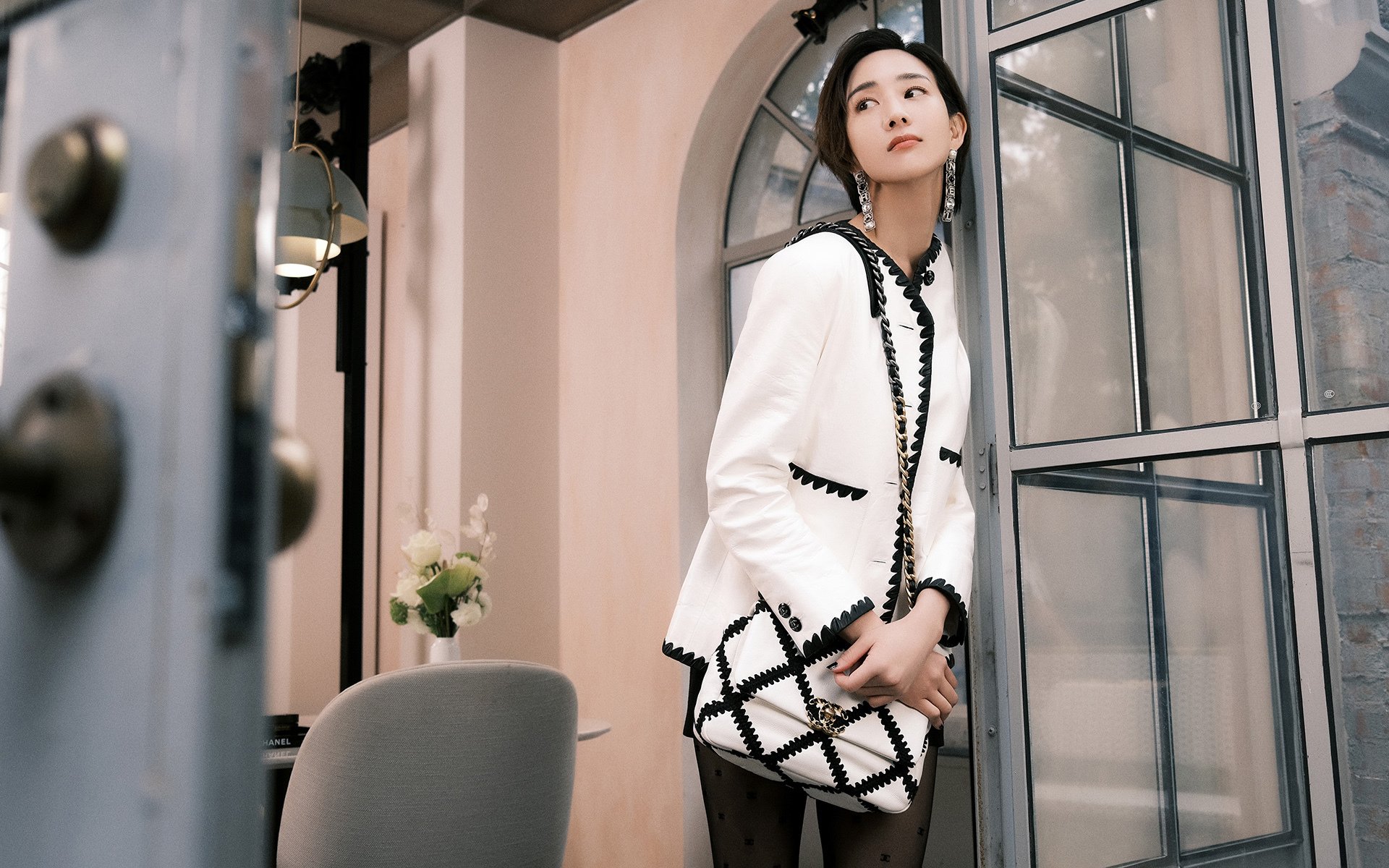 曼联队内气氛轻松主帅满意进展，曼联主帅人选