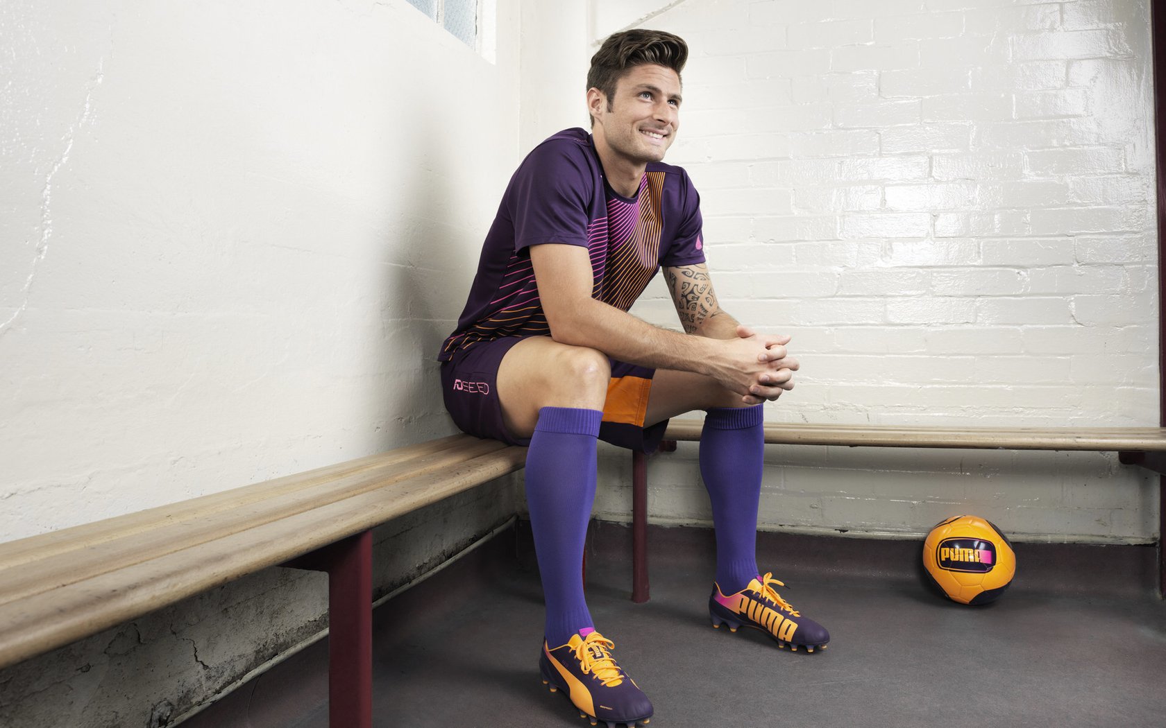 意大利评论员：塞内加尔足球风格在冰雪中更自由，塞内加尔足球怎么样